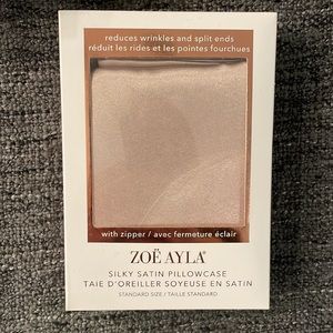 Zoë Ayla Silky Satin Pillowcase